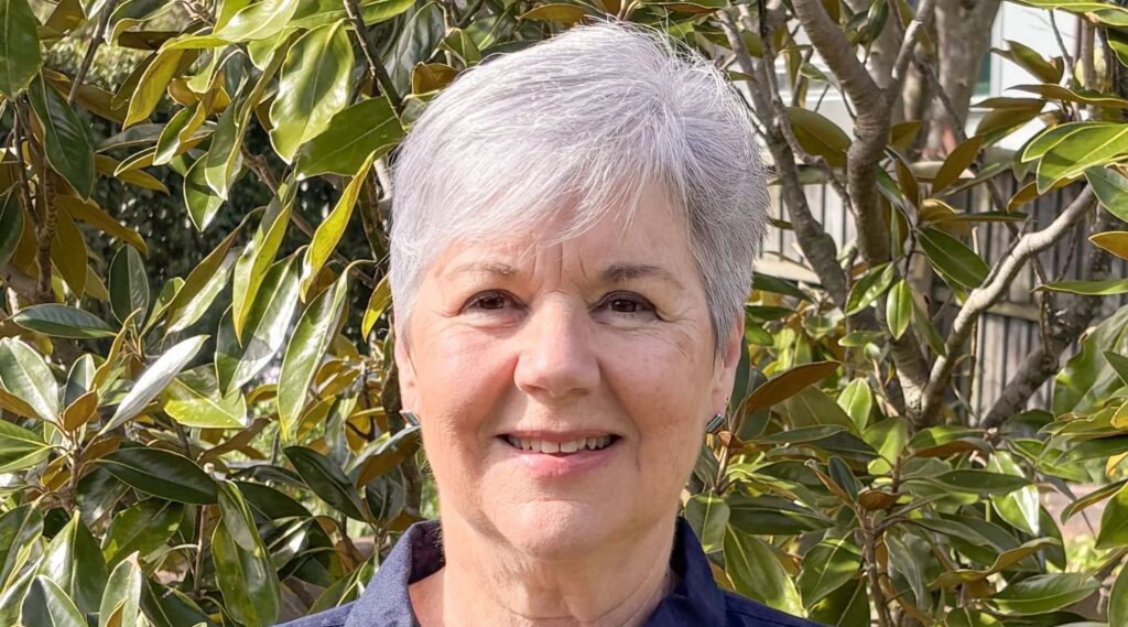 Vote for local volunteer hero